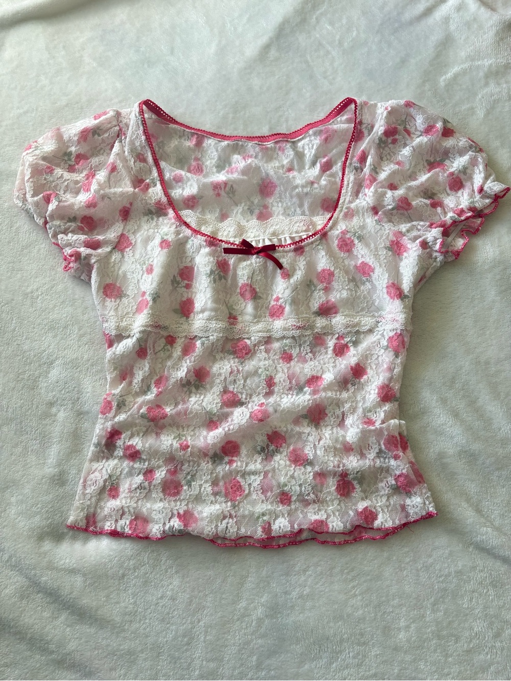 Women’s Pink Floral Lace Short Sleeve Top